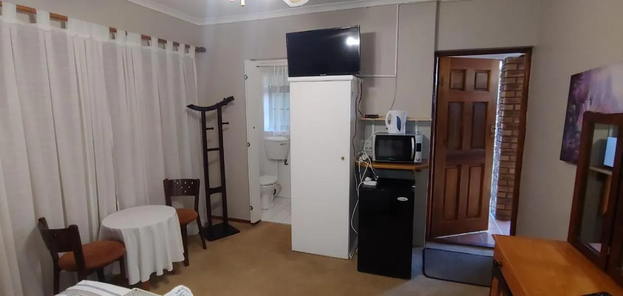 Zenith House Loevestein Self Catering Accomodation Cape Town South Africa
