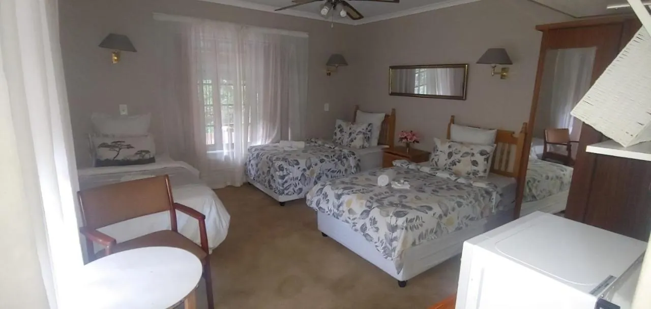 Zenith House Loevestein Self Catering Accomodation Cape Town 2*,